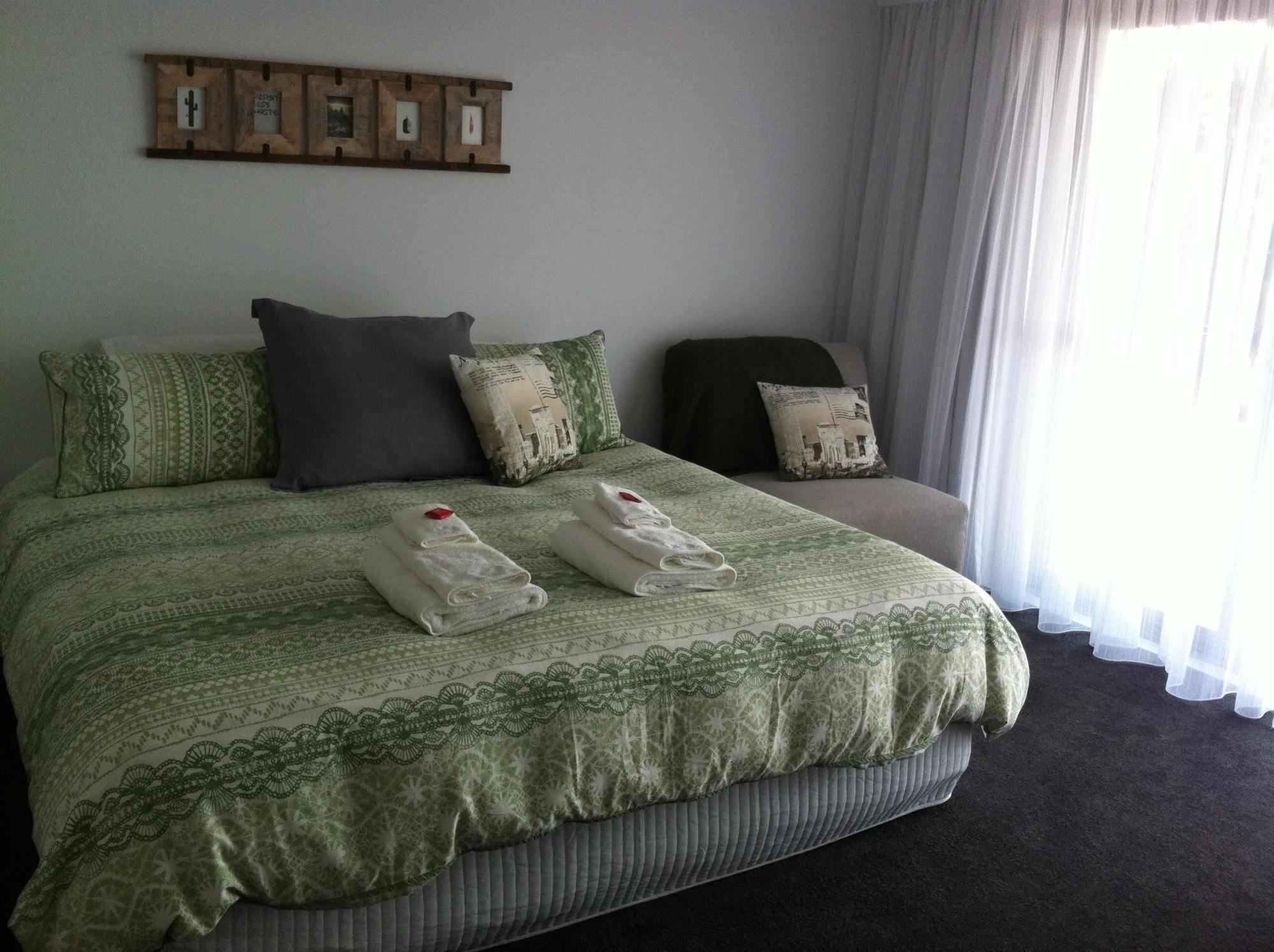 Corinella On The Esplanade Bed & Breakfast Kültér fotó